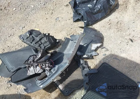 2015 Volkswagen Tiguan S z USA, uszkodzony, nr VIN WVGAV7AXXFW564640